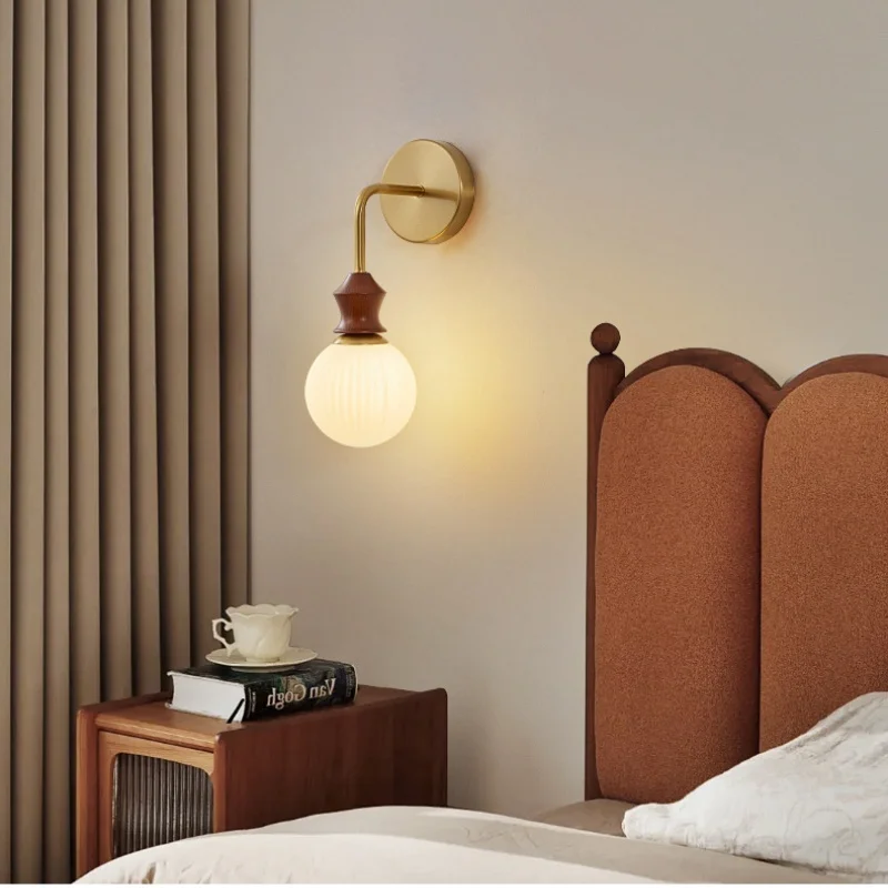 Medieval style cream style solid wood LED wall lamp, bedroom bedside lamp, room bedside lamp, minimalist hallway and staircase w
Medieval style cream style solid wood LED wall lamp, bedroom bedside lamp, room bedside lamp, minimalist hallway and staircase w