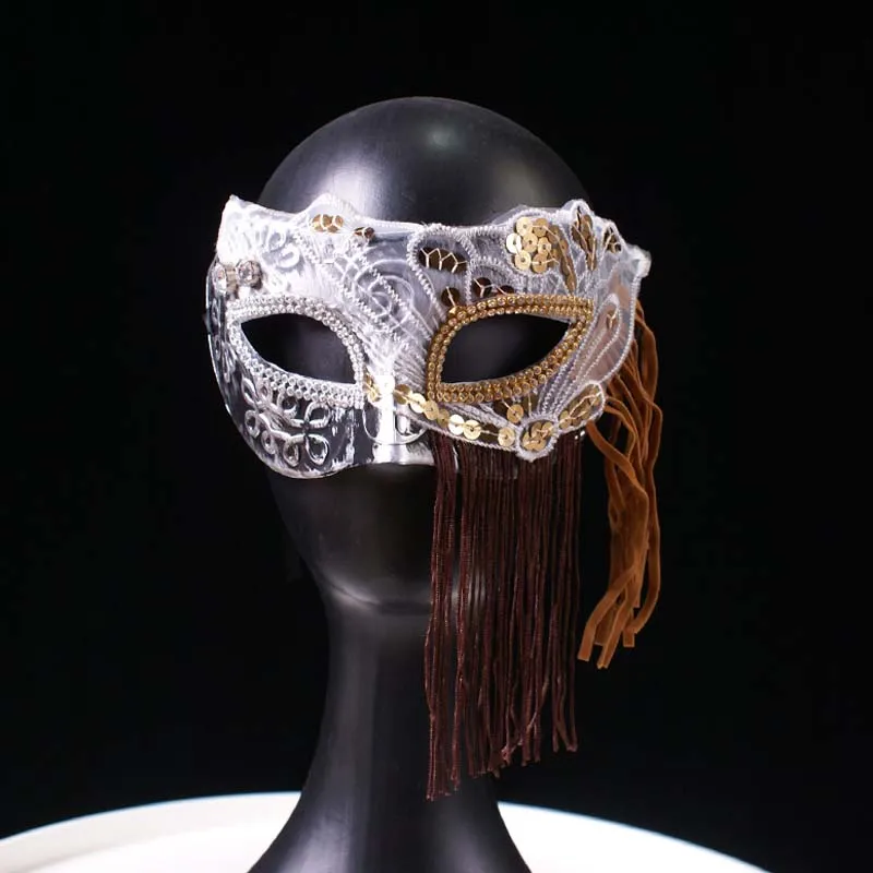 Mask resin lace flower splicing fringe exquisite men and women half face retro style suitable for prom party performance props
Mask resin lace flower splicing fringe exquisite men and women half face retro style suitable for prom party performance props