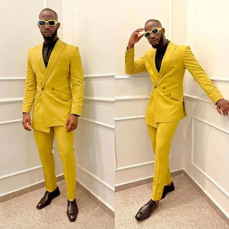 Yellow Solid Color Double Breasted Peak Lapel Prom Party Outfits Punk 2 Piece Jacket Pants Special Occasion Clothing Men's Suits
Yellow Solid Color Double Breasted Peak Lapel Prom Party Outfits Punk 2 Piece Jacket Pants Special Occasion Clothing Men's Suits
