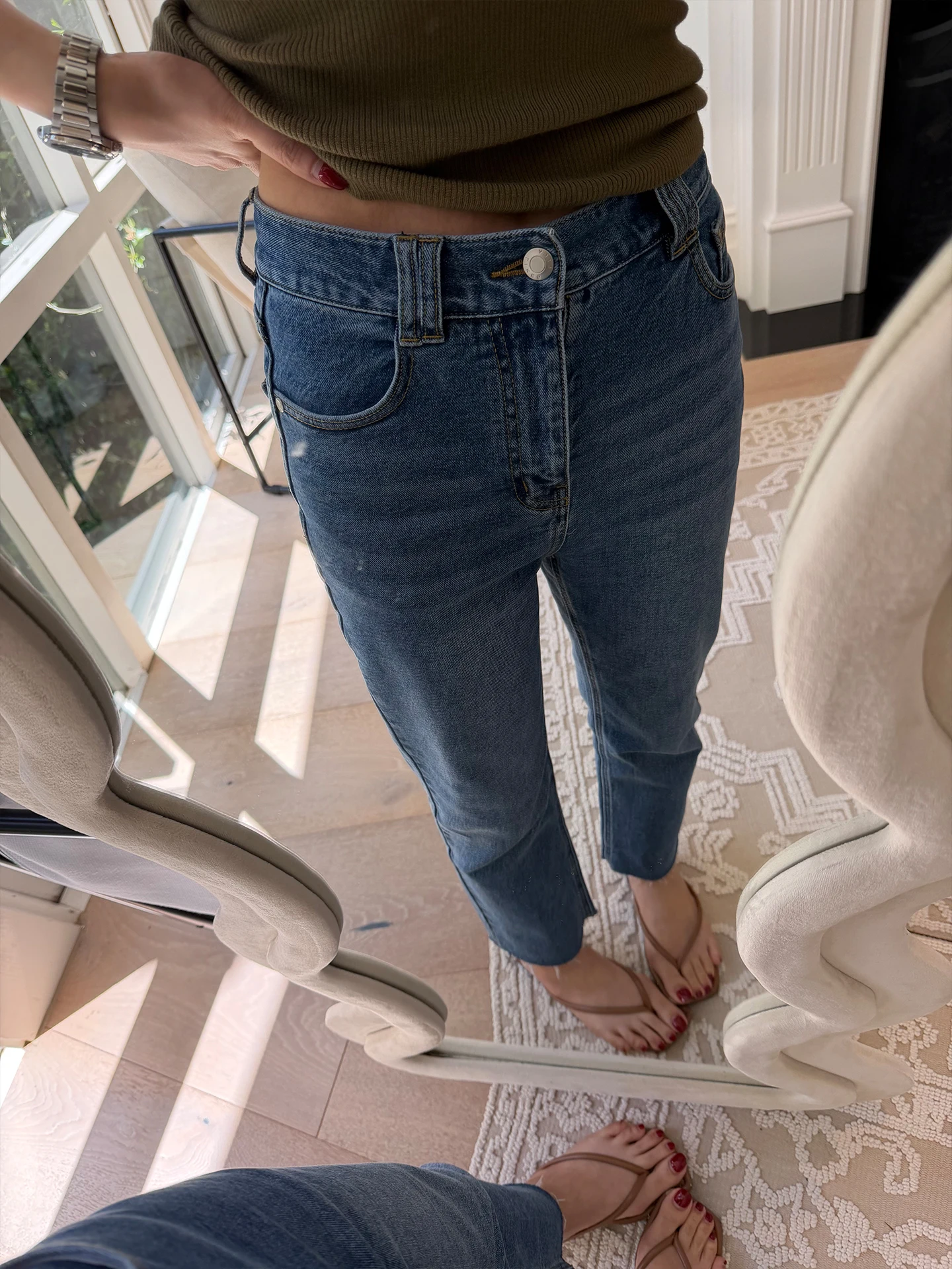 Lilylikes High Elastic Comfortable Straight Leg Smoke Tube Jeans Women's Denim Pants Casual Style Cover Hip Slimming
Lilylikes High Elastic Comfortable Straight Leg Smoke Tube Jeans Women's Denim Pants Casual Style Cover Hip Slimming