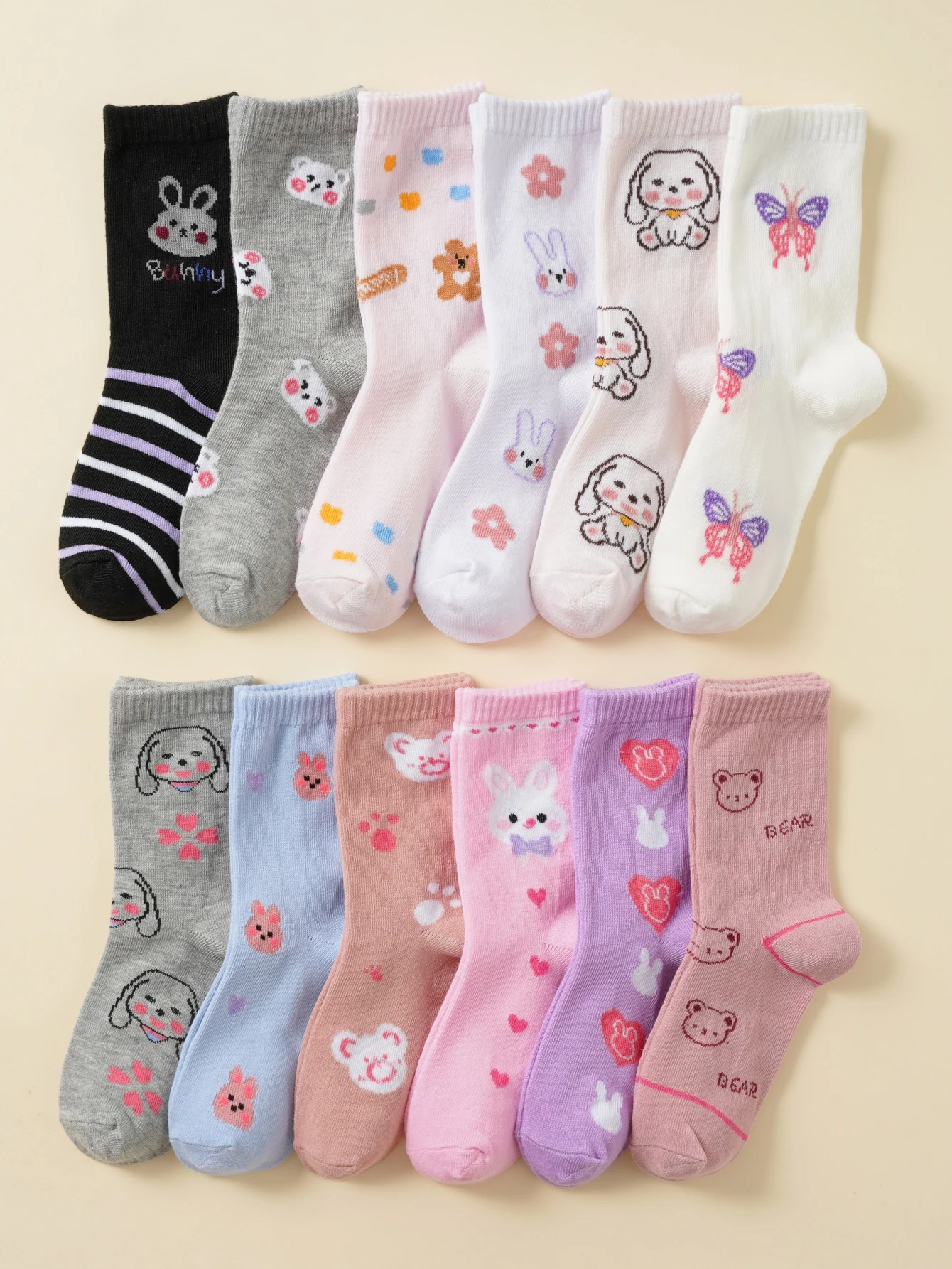 12 pairs of girls' spring and summer thin socks, soft and comfortable, cute cartoon children's versatile mid tube socks
12 pairs of girls' spring and summer thin socks, soft and comfortable, cute cartoon children's versatile mid tube socks