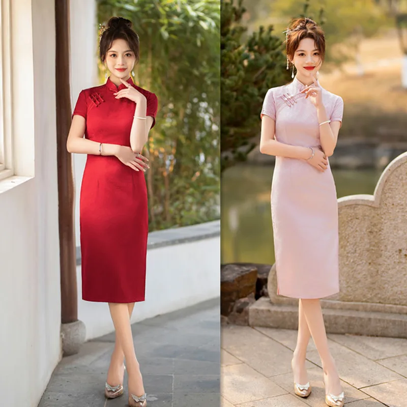 Old Shanghai Retro Chinese Style Jacquard Single Layer Mid-Length plus Size Cheongsam Qi Pao Spring and Summer New Back Home
Old Shanghai Retro Chinese Style Jacquard Single Layer Mid-Length plus Size Cheongsam Qi Pao Spring and Summer New Back Home