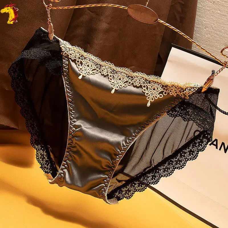 Women Panties High-end Light Luxury Underwear Lace Translucent Lingerie Hot Seamless Cotton Crotch Satin Briefs
Women Panties High-end Light Luxury Underwear Lace Translucent Lingerie Hot Seamless Cotton Crotch Satin Briefs