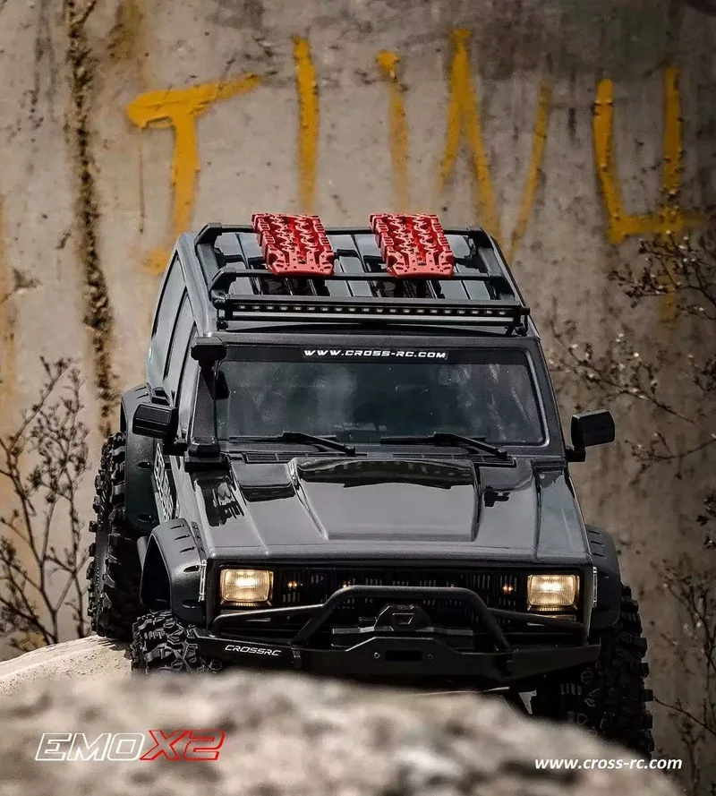 Cross Rc 1/8 Emo X2 хардкор внедорожник 4x4 четырехколесный привод шесть каналов вездеход дистанционное управление восхождение машина внедорожник игрушка
Cross Rc 1/8 Emo X2 хардкор внедорожник 4x4 четырехколесный привод шесть каналов вездеход дистанционное управление восхождение машина внедорожник игрушка