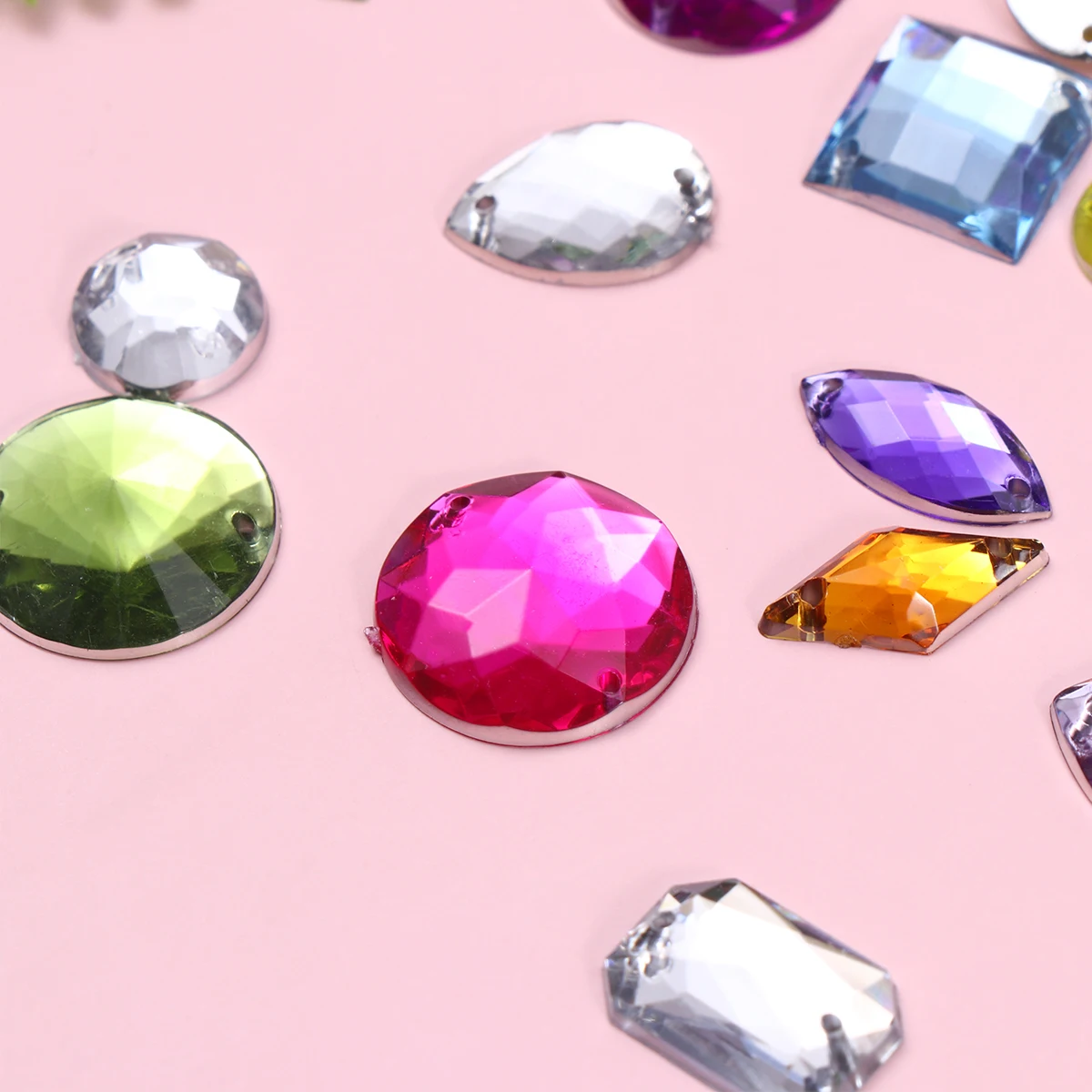 100 Pcs Colorful Rhinestone Square Round Shaped Drill Nail Art DIY Jewelry Accessories Home Wall Clothes Hats Shoes Ornament
100 Pcs Colorful Rhinestone Square Round Shaped Drill Nail Art DIY Jewelry Accessories Home Wall Clothes Hats Shoes Ornament