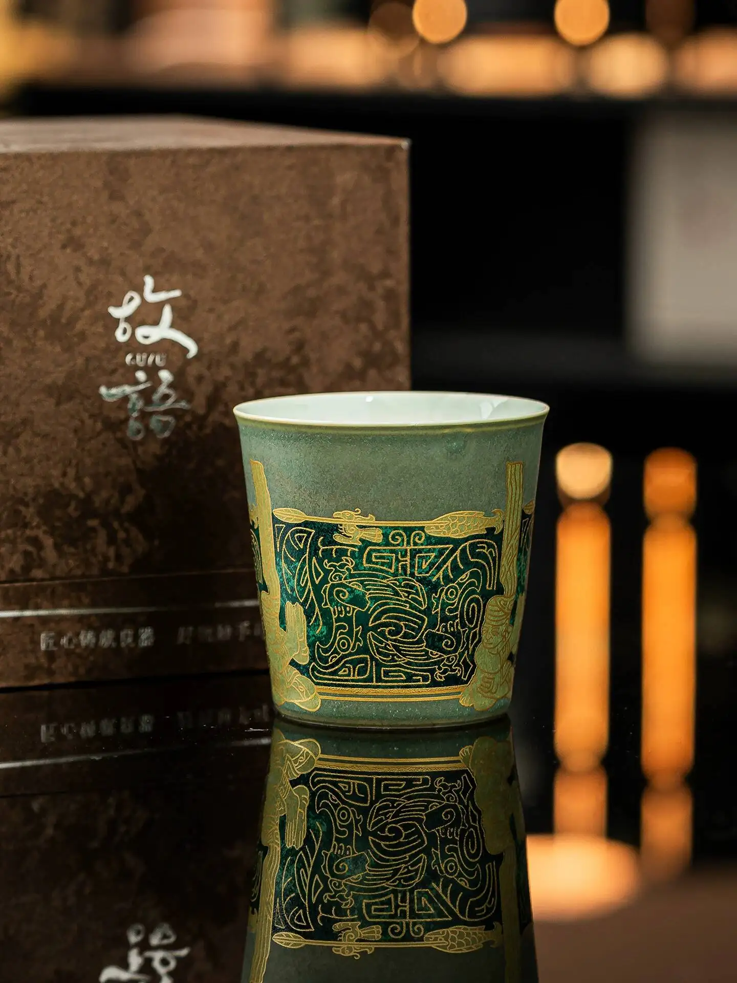 Hometown Sanxingdui Bronze Coke Special Master Ceramic Tea Cup Cultural And Creative Retro Gift Business Souvenir
Hometown Sanxingdui Bronze Coke Special Master Ceramic Tea Cup Cultural And Creative Retro Gift Business Souvenir