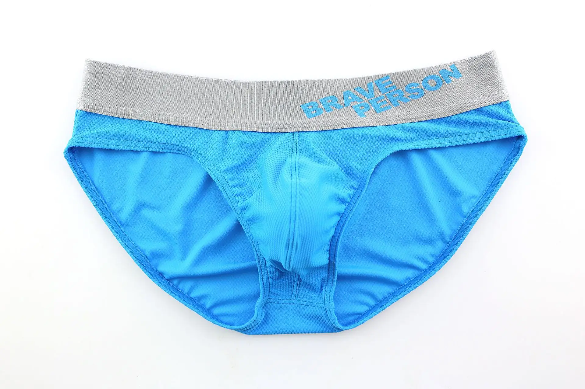 Мужские ярко-синие сетчатые трусы-брифы: дышащие, с низкой посадкой, эластичным поясом с логотипом, стильные и удобные для повседневной носки и занятий спортом
Мужские ярко-синие сетчатые трусы-брифы: дышащие, с низкой посадкой, эластичным поясом с логотипом, стильные и удобные для повседневной носки и занятий спортом