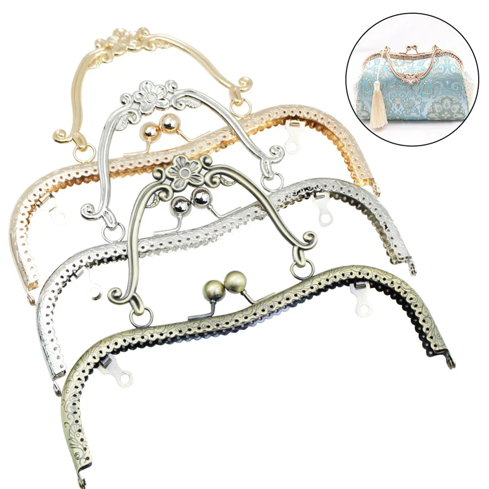 3Pcs Handbag Frame Metal Handles M Shaped Plum Blossom Design Replacement for Handmade Bag Coin Purse Clutch Bag DIY Accessories
3Pcs Handbag Frame Metal Handles M Shaped Plum Blossom Design Replacement for Handmade Bag Coin Purse Clutch Bag DIY Accessories