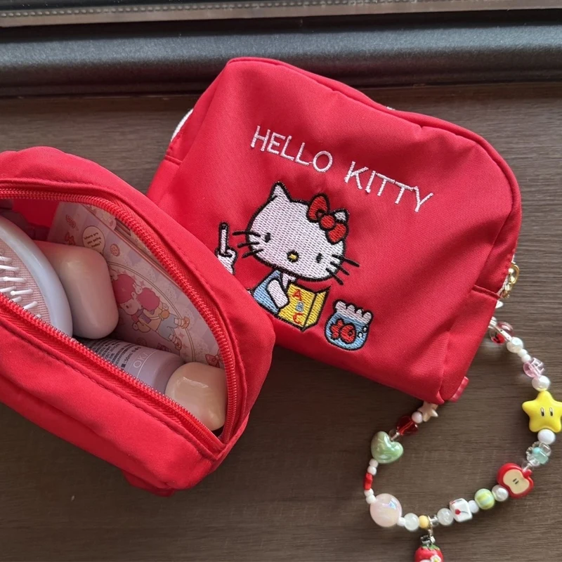 Vintage Red Book Reading Cat Storage Bag Cartoon Cute Japanese Charm Makeup Bag Mini Decoration Bag Birthday Gift
Vintage Red Book Reading Cat Storage Bag Cartoon Cute Japanese Charm Makeup Bag Mini Decoration Bag Birthday Gift