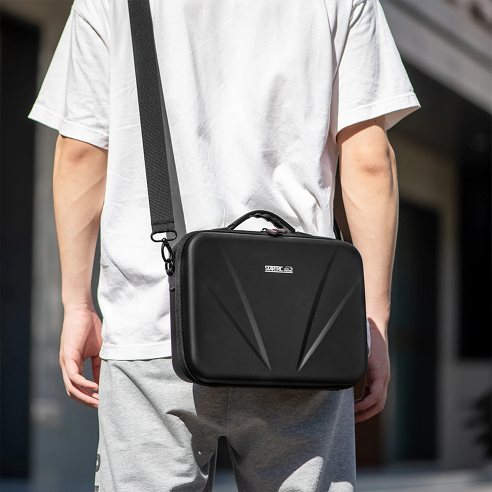 For Insta360 Ace Pro 2 PU Digital Camera Carrying Case Hard Shell Storage Bag Shockproof Protective Bag for Camera Accessories
For Insta360 Ace Pro 2 PU Digital Camera Carrying Case Hard Shell Storage Bag Shockproof Protective Bag for Camera Accessories