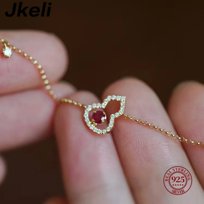 Jkeli S925 Sterling Silver Necklace with French Pearl Shell Pendant Plated in 14K Gold Luxury Design High-End Feel New Style
Jkeli S925 Sterling Silver Necklace with French Pearl Shell Pendant Plated in 14K Gold Luxury Design High-End Feel New Style