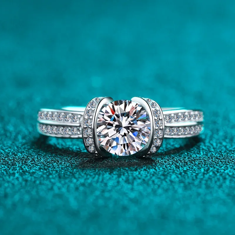 18K Gold Inlaid Women's Ring, 1-carat Moissanite All Diamond Ring, Diamond PT950, Platinum Ring, High-end Fashion
18K Gold Inlaid Women's Ring, 1-carat Moissanite All Diamond Ring, Diamond PT950, Platinum Ring, High-end Fashion