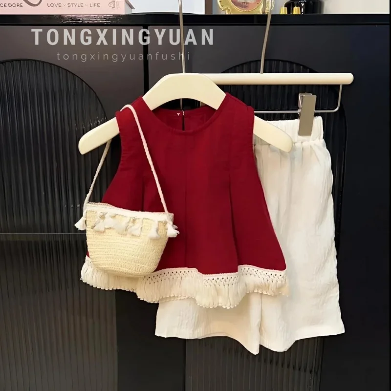 Girls' Suit Summer New Western Style Sleeveless Vest Top Doll Shirt Wide Leg Pants Children's Two-Piece Suit
Girls' Suit Summer New Western Style Sleeveless Vest Top Doll Shirt Wide Leg Pants Children's Two-Piece Suit