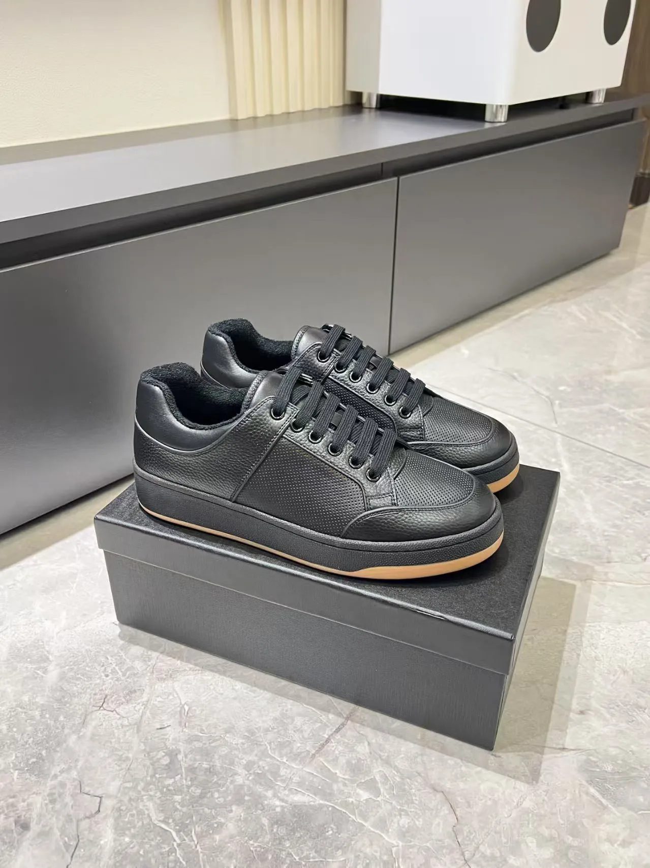 2025 Luxury Men's Vulcanized Shoes Summer Casual Sneaker for Men Outdoor Running Platform Designer Skateboard Tenis Masculino 11
2025 Luxury Men's Vulcanized Shoes Summer Casual Sneaker for Men Outdoor Running Platform Designer Skateboard Tenis Masculino 11