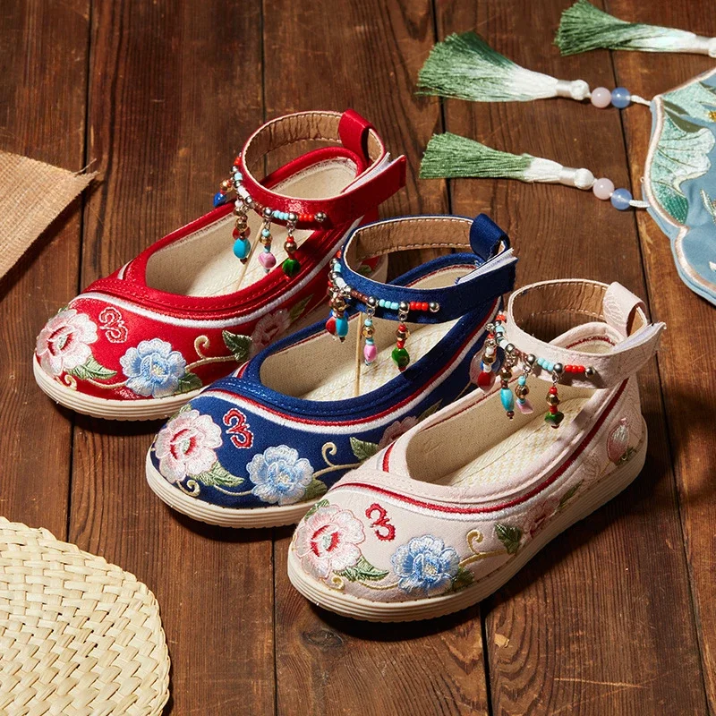 Baby Girls Embroidery Shoes Chinese Ancient Style Children Princess Shoe Fashion Sweet Handmade Kids Causal Pendant Hanfu Flats
Baby Girls Embroidery Shoes Chinese Ancient Style Children Princess Shoe Fashion Sweet Handmade Kids Causal Pendant Hanfu Flats