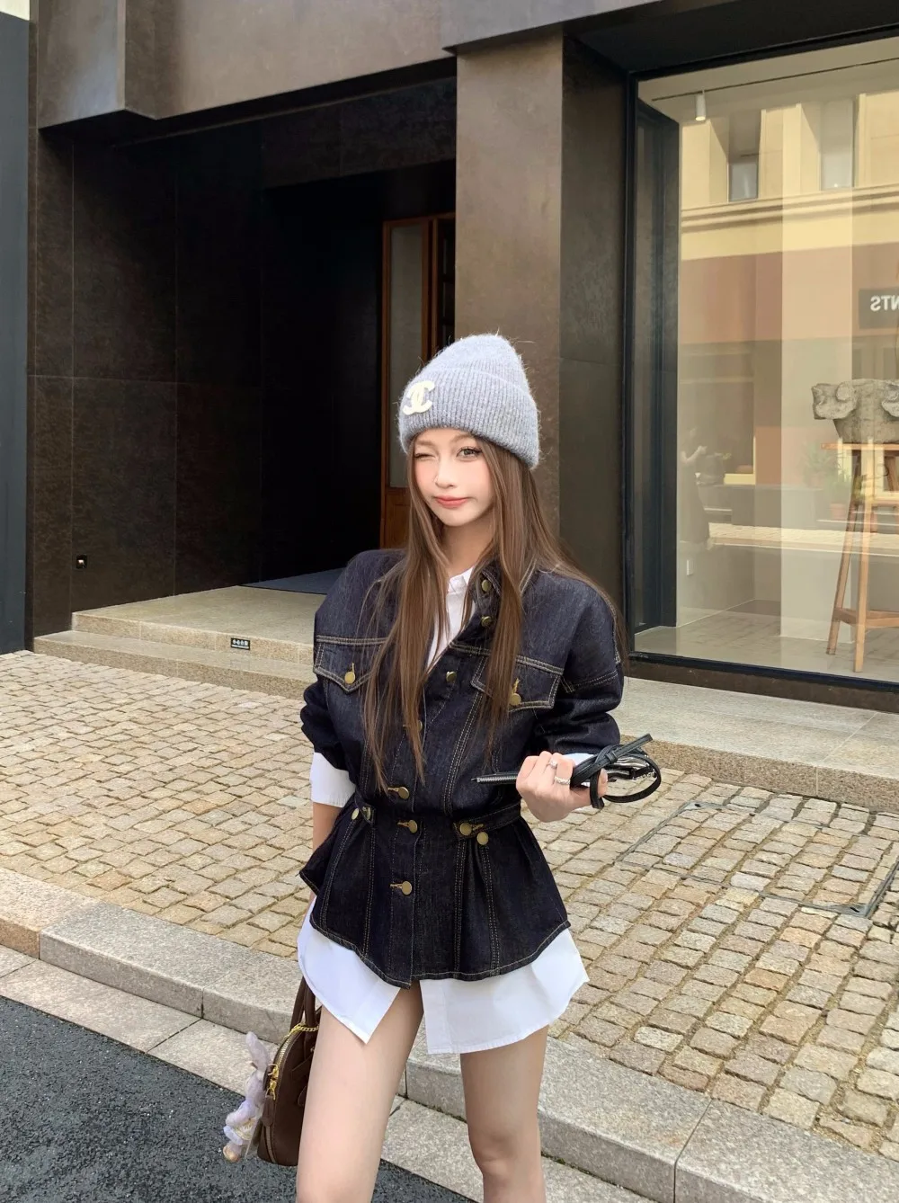 Джинсовые пальто унисекс, женские весенние укороченные городские лоскутные пальто с поясом и необработанными краями, плиссированные Kpop, милые регулируемые повседневные пальто
Джинсовые пальто унисекс, женские весенние укороченные городские лоскутные пальто с поясом и необработанными краями, плиссированные Kpop, милые регулируемые повседневные пальто