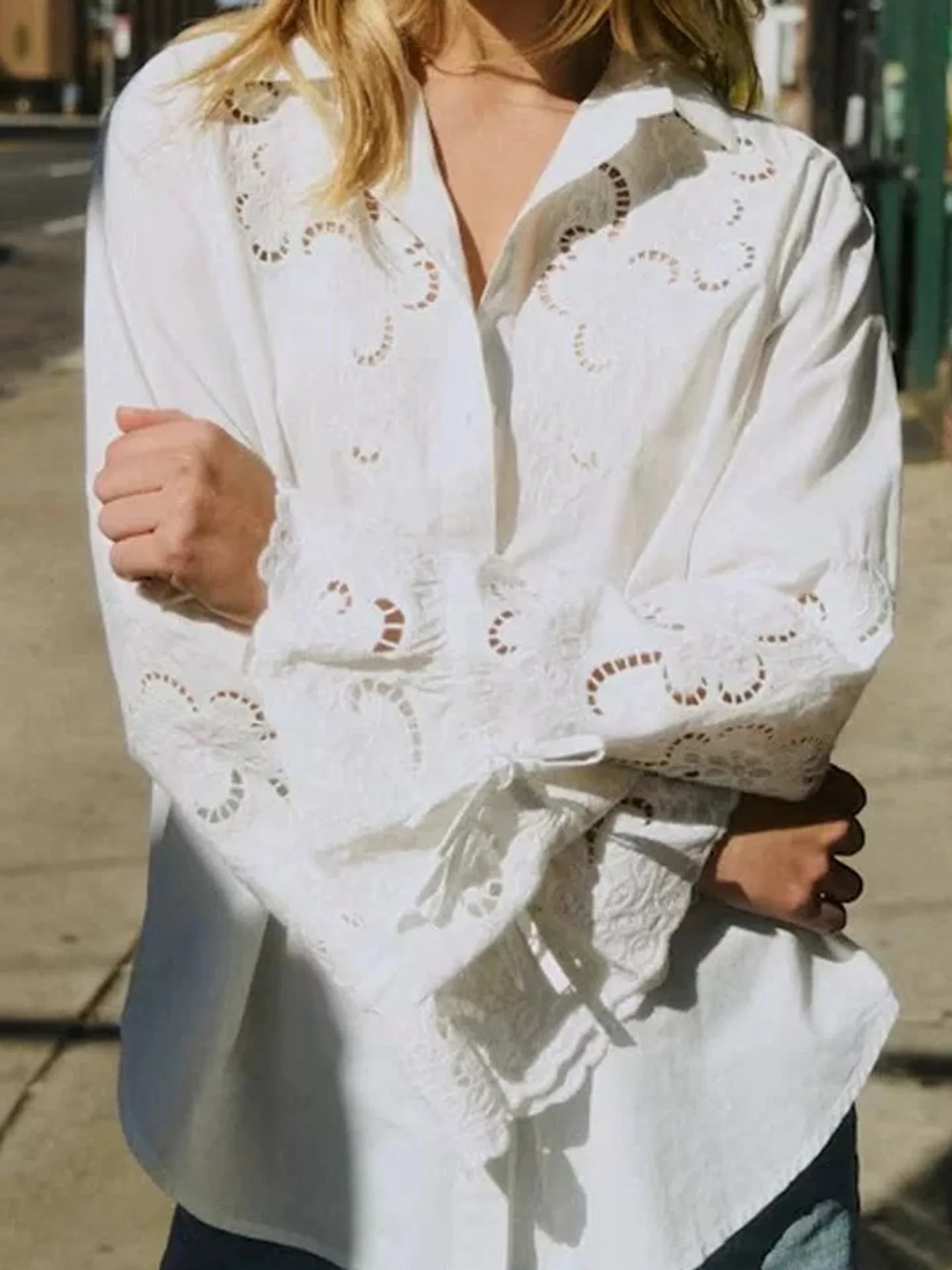 Withered 2026 Spring/summer New Product: Embroidered White Long Sleeve Shirt Lace Horn Sleeve Top For Women
Withered 2026 Spring/summer New Product: Embroidered White Long Sleeve Shirt Lace Horn Sleeve Top For Women