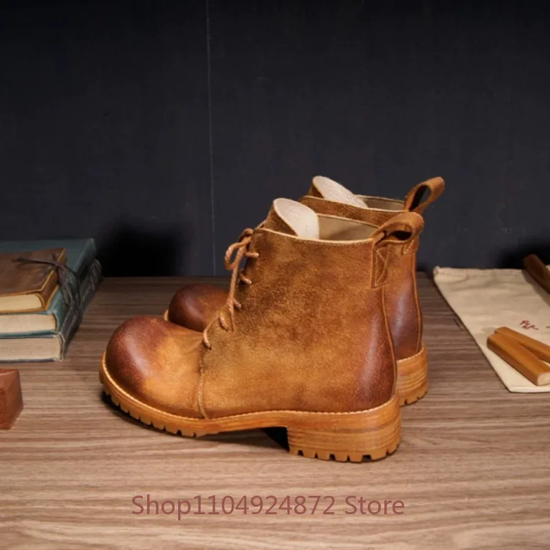 Handmade Retro Desert Boots Men's Genuine Leather Wear-resistant Thick Sole Cowhide Western Motorcycle Boots Male Work Shoes
Handmade Retro Desert Boots Men's Genuine Leather Wear-resistant Thick Sole Cowhide Western Motorcycle Boots Male Work Shoes