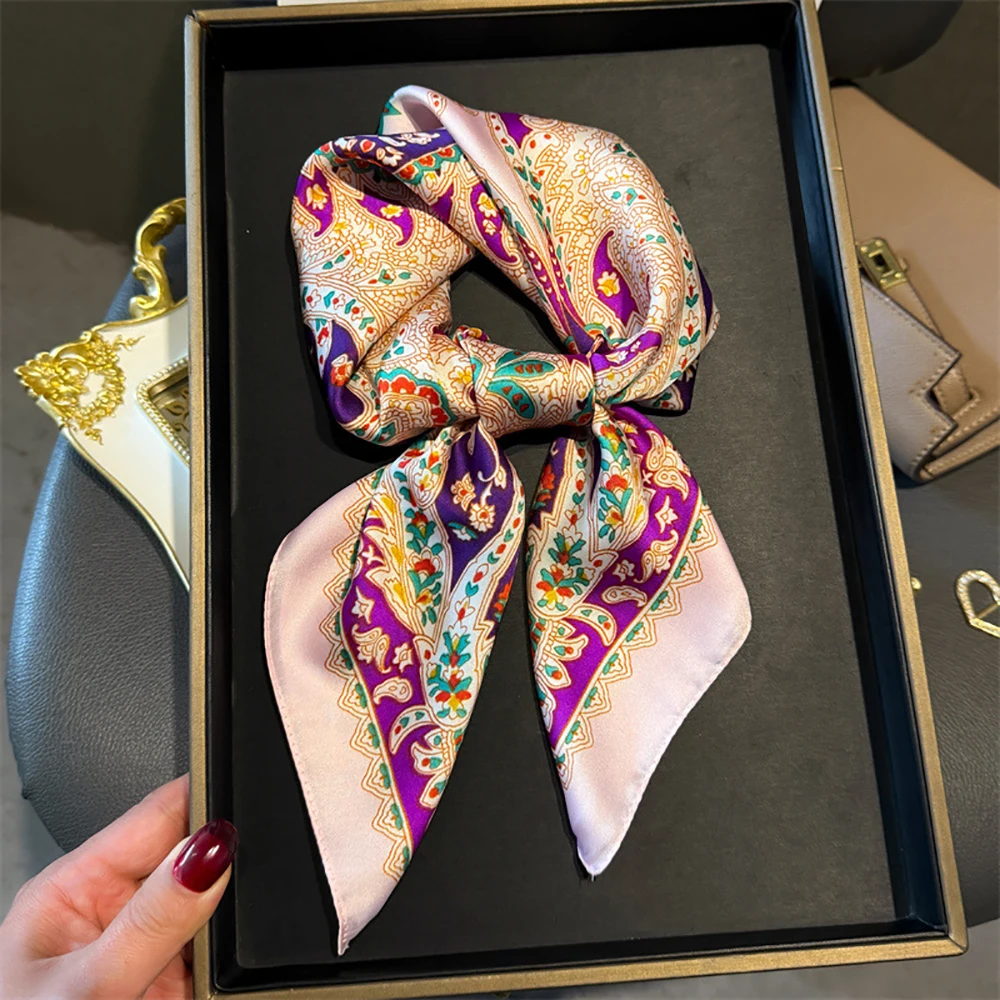 Luxury Paisley Printed Bandana Scarf Lightweight Soft Satin Stylish Versatile Neck Scarf For Women Hairbands 70*70CM
Luxury Paisley Printed Bandana Scarf Lightweight Soft Satin Stylish Versatile Neck Scarf For Women Hairbands 70*70CM