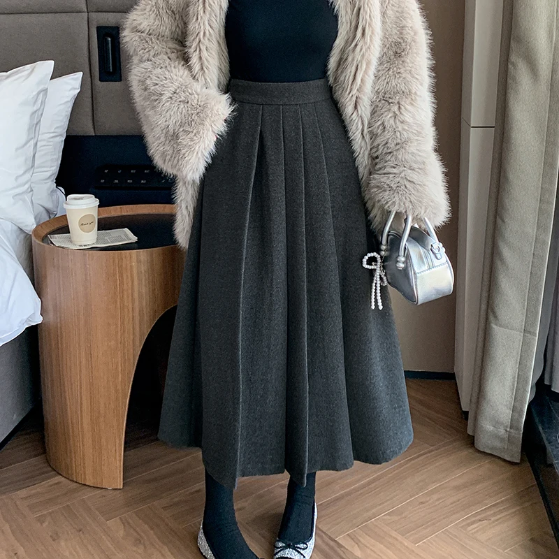 Autumn Winter Woolen Skirt Women High Waist Zipper A-Line Pleated Skirt Grey Black Midi Skirt Saias Mujer 
Autumn Winter Woolen Skirt Women High Waist Zipper A-Line Pleated Skirt Grey Black Midi Skirt Saias Mujer