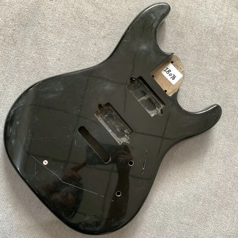 IB076 With Scratches Black Color Solid Wood 7 Strings ST Electric Guitar Body HH Pickups Tremolo Bridge Paint Parts
IB076 With Scratches Black Color Solid Wood 7 Strings ST Electric Guitar Body HH Pickups Tremolo Bridge Paint Parts