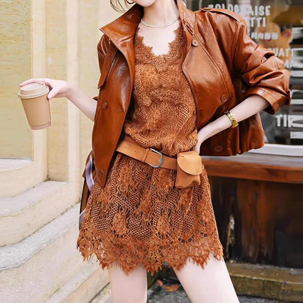 Extravagant sense of imperial sister beautiful suit 2026 autumn new Korean lace suspender dress + short coat women
Extravagant sense of imperial sister beautiful suit 2026 autumn new Korean lace suspender dress + short coat women