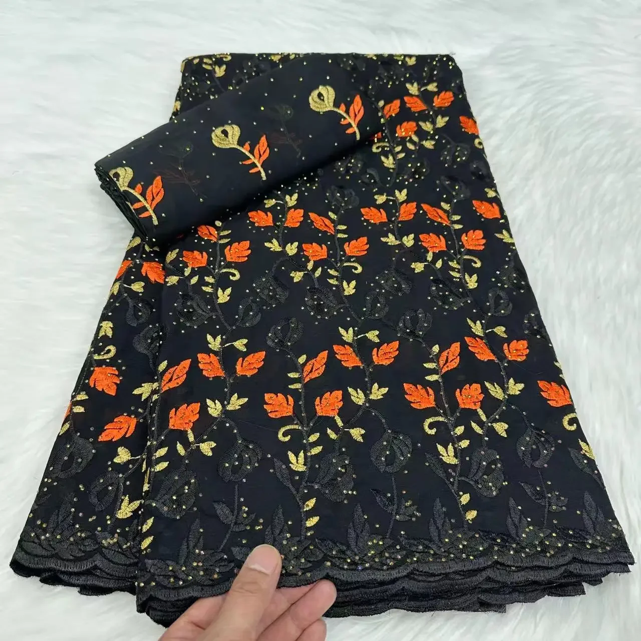 5+2 Yards Black Autriche Brode African Lace Fabric 2024 High Quality Cotton Swiss Voile Nigerian Lace Fabric For Dress KYC2425
5+2 Yards Black Autriche Brode African Lace Fabric 2024 High Quality Cotton Swiss Voile Nigerian Lace Fabric For Dress KYC2425