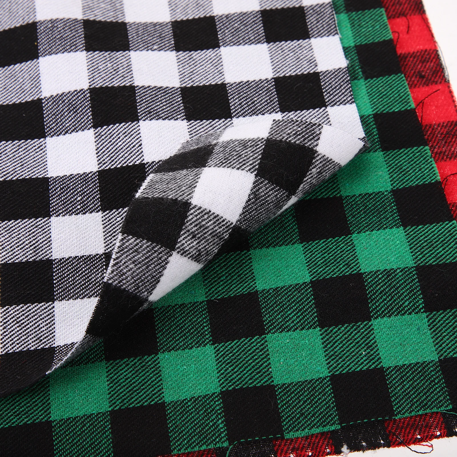6Pcs Christmas Fabric Sheet Pre Cut Cotton Squares Plaid Design for DIY Projects Home Decor Pillow Sofa Cover Making
6Pcs Christmas Fabric Sheet Pre Cut Cotton Squares Plaid Design for DIY Projects Home Decor Pillow Sofa Cover Making