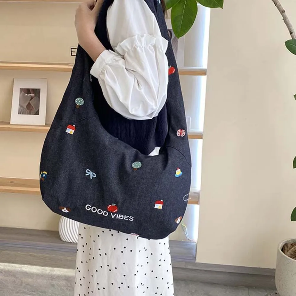 Canvas Denim Embroidered Tote Bag Bow Casual Japanese StyleShoulder Pouch Large Capacity Polyester Women Messenger Bag Shopping
Canvas Denim Embroidered Tote Bag Bow Casual Japanese StyleShoulder Pouch Large Capacity Polyester Women Messenger Bag Shopping