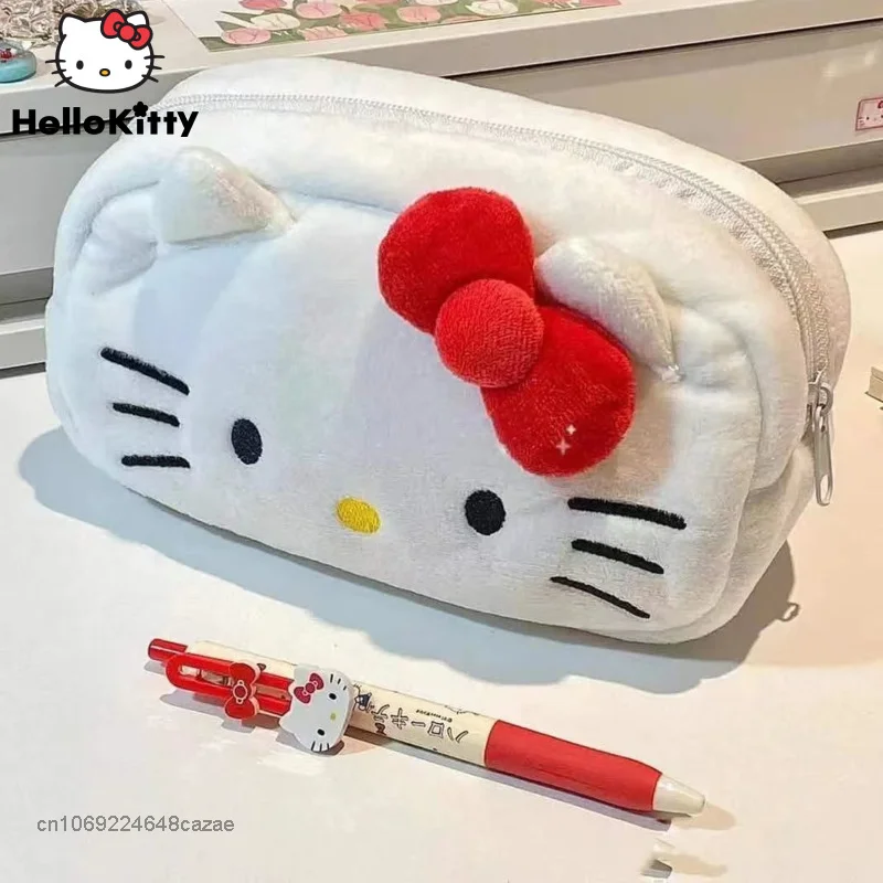 Sanrio Hello Kitty Cute Cartoon Plush Makeup Bag Kawaii Student Large Capacity Pen Bag Y2k Harajuku Fashion Sundry Bag For Women
Sanrio Hello Kitty Cute Cartoon Plush Makeup Bag Kawaii Student Large Capacity Pen Bag Y2k Harajuku Fashion Sundry Bag For Women