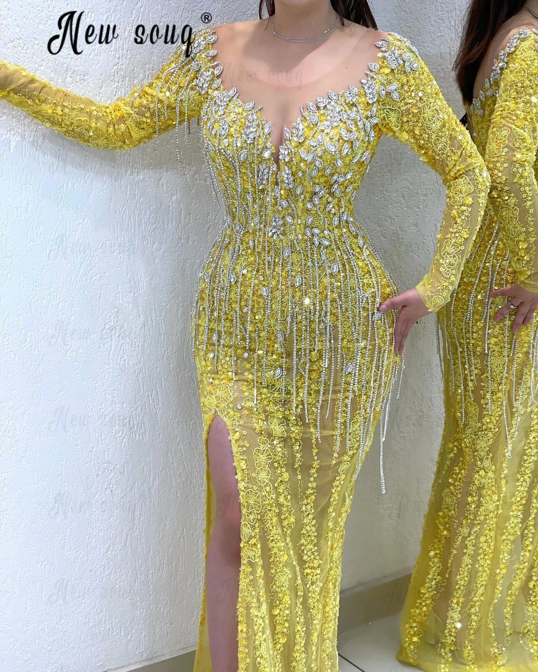Elegant Scoop Neck Yellow Mermaid Evening Dress Long Sleeves Side Slit Formal Prom Gowns Maxi Celebrity Dresses Silver Crystals
Elegant Scoop Neck Yellow Mermaid Evening Dress Long Sleeves Side Slit Formal Prom Gowns Maxi Celebrity Dresses Silver Crystals