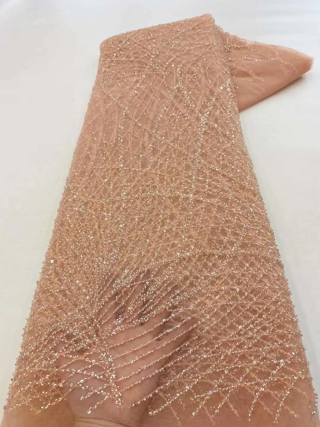 Nigerian Beaded Lace Fabric With Sequin For Wedding 2022 High Quality African Embroidery Tulle Lace French Net Lace Fabric 5Yard
Nigerian Beaded Lace Fabric With Sequin For Wedding 2022 High Quality African Embroidery Tulle Lace French Net Lace Fabric 5Yard