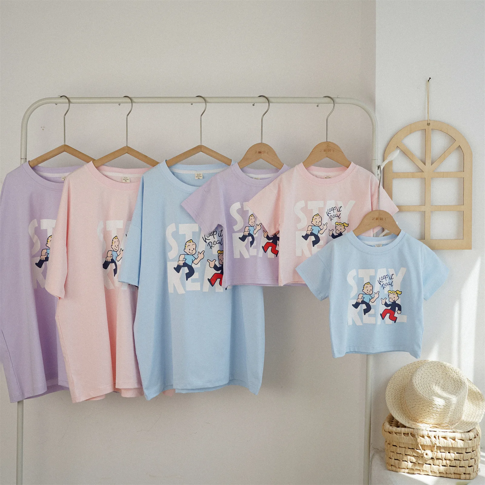 2025 Summer New Children Short Sleeve T Shirts Cute Cartoon Print Mother And Child Clothes Kids Tops Family Matching Clothes
2025 Summer New Children Short Sleeve T Shirts Cute Cartoon Print Mother And Child Clothes Kids Tops Family Matching Clothes