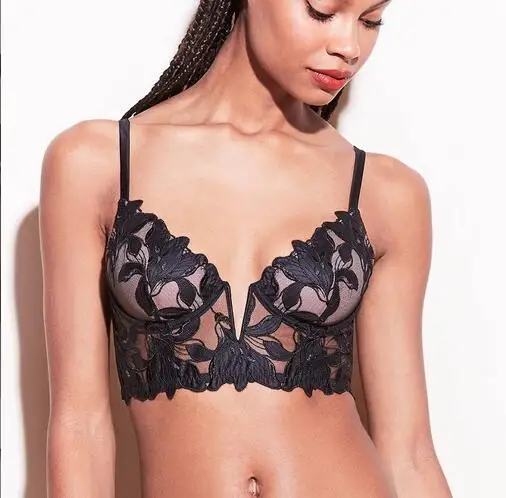 Sexy breathable appliqué lace corset women's deep V gather side-slack ultra-thin gauze embroidered bra perspective brassiere
Sexy breathable appliqué lace corset women's deep V gather side-slack ultra-thin gauze embroidered bra perspective brassiere