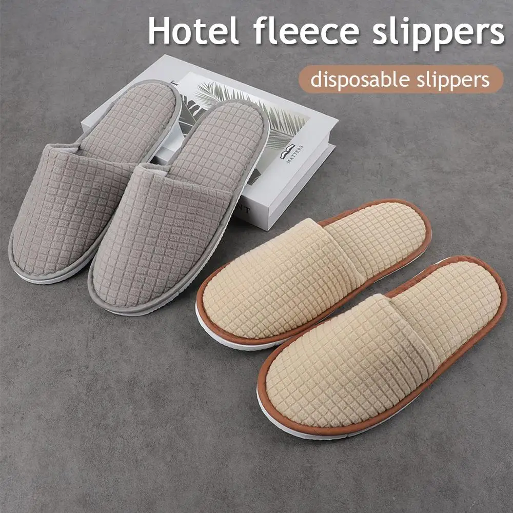 Autumn Winter Closed Toe Non-slip Hotel Slippers Thicken Cotton Disposable Bathroom Slippers Couples Indoor Plush Home shoes
Autumn Winter Closed Toe Non-slip Hotel Slippers Thicken Cotton Disposable Bathroom Slippers Couples Indoor Plush Home shoes