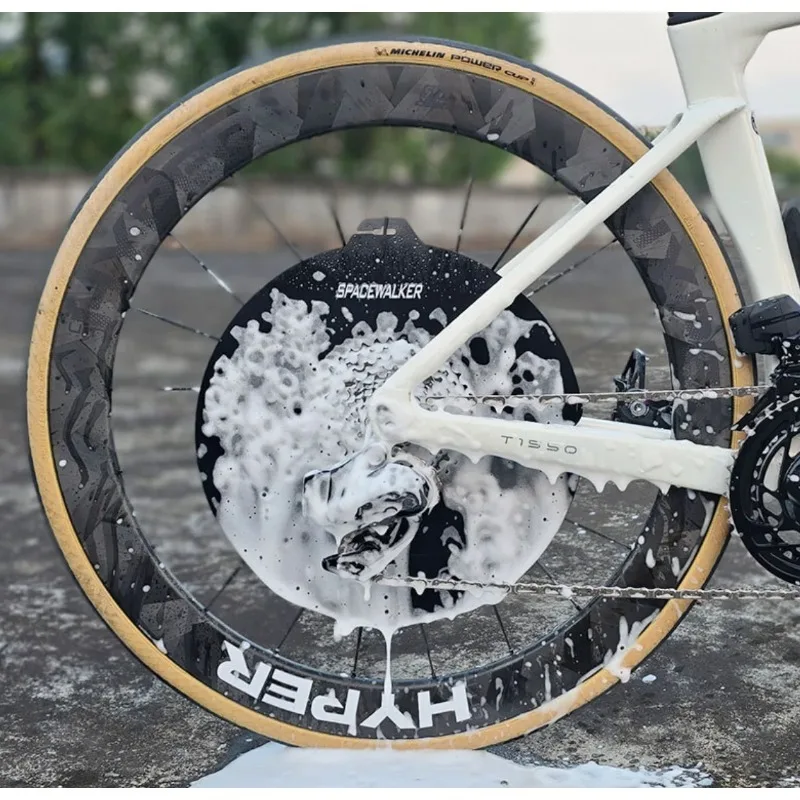 Чистка велосипедов и мотоциклов, чистка дискового тормоза, защитный чехол, дорожный противоскользящий чехол на колесо, удобный и простой в использовании
Чистка велосипедов и мотоциклов, чистка дискового тормоза, защитный чехол, дорожный противоскользящий чехол на колесо, удобный и простой в использовании