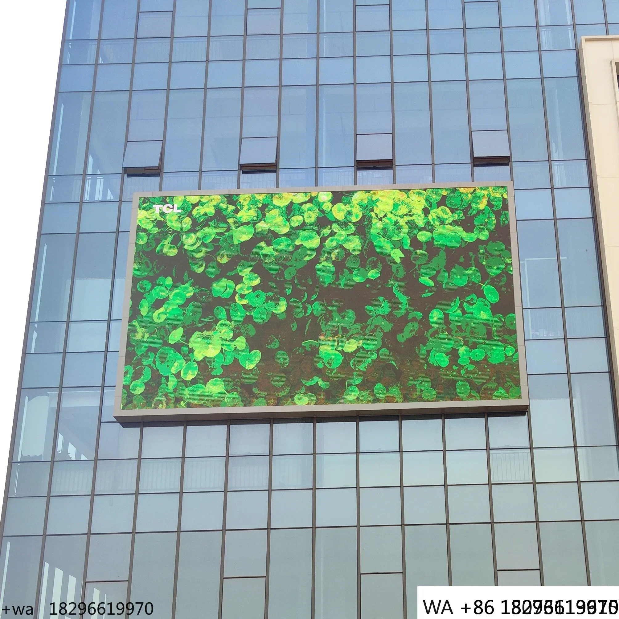 Outdoor P5 Full Color LED Display Waterproof Big Screen for Advertising Video Wall
Outdoor P5 Full Color LED Display Waterproof Big Screen for Advertising Video Wall
