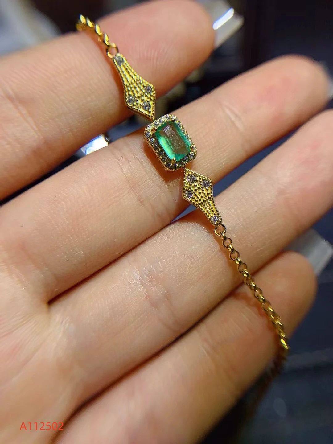 KJJEAXCMY Fine Jewelry Natural Emerald Women's Bracelet S925 Silver Electroplating Process Inlaid Gem Support Testing
KJJEAXCMY Fine Jewelry Natural Emerald Women's Bracelet S925 Silver Electroplating Process Inlaid Gem Support Testing