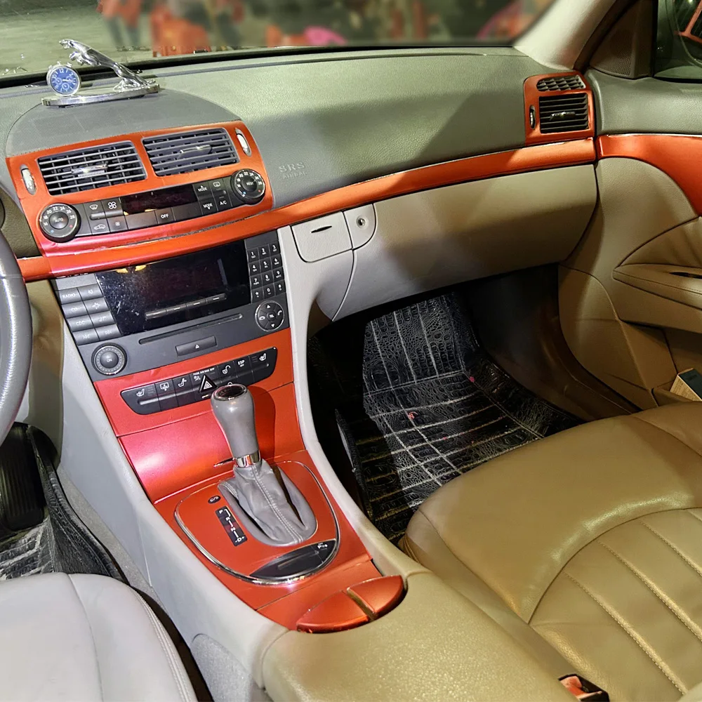 Car-Styling 5D Carbon Fiber Car Interior Center Console Color Change Molding Sticker Decals For Mercedes E Class W211 2003-2008
Car-Styling 5D Carbon Fiber Car Interior Center Console Color Change Molding Sticker Decals For Mercedes E Class W211 2003-2008