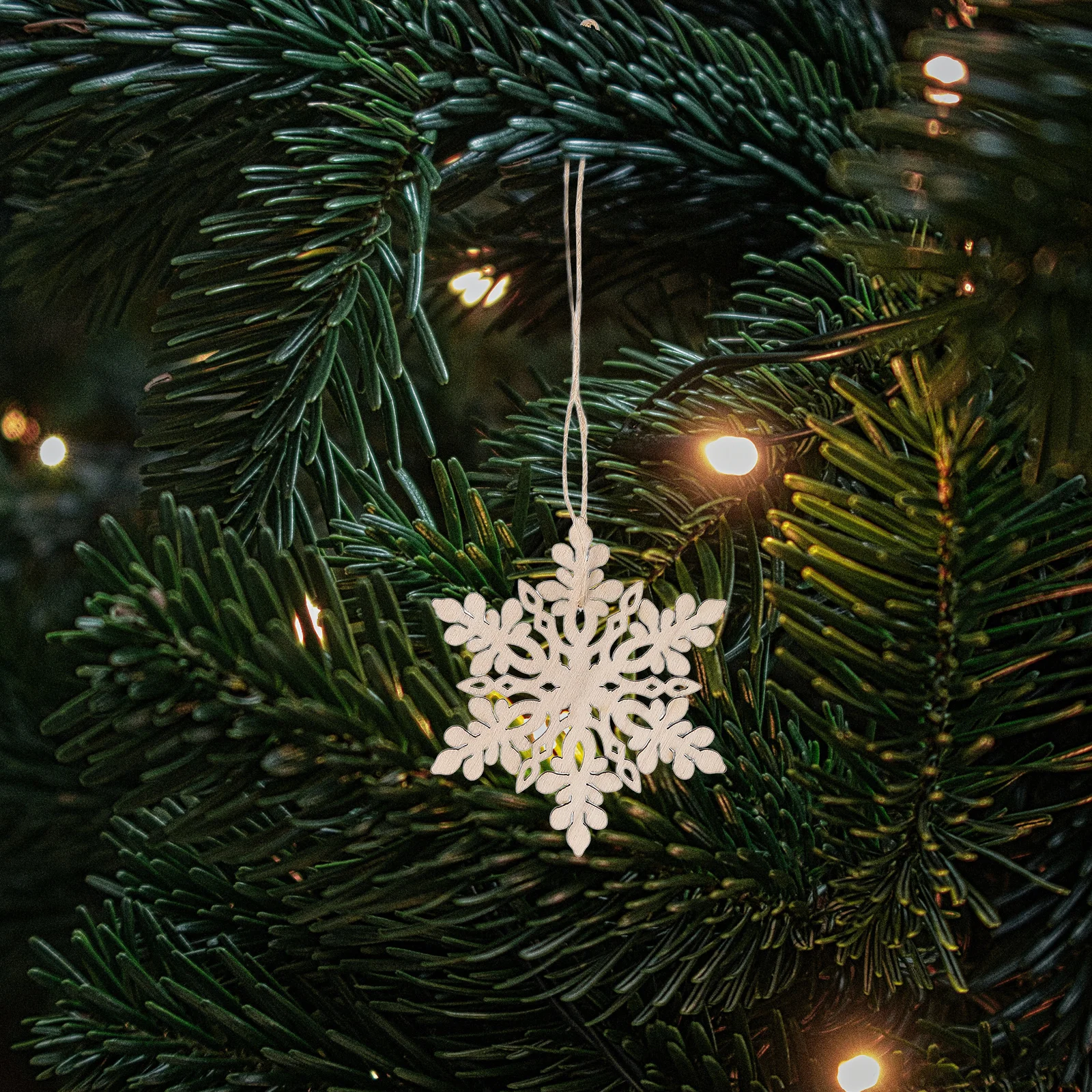 10 Pcs Snowflake Hanging Shape Wooden Crafts Ornaments Christmas Snowflakes Decorations
10 Pcs Snowflake Hanging Shape Wooden Crafts Ornaments Christmas Snowflakes Decorations