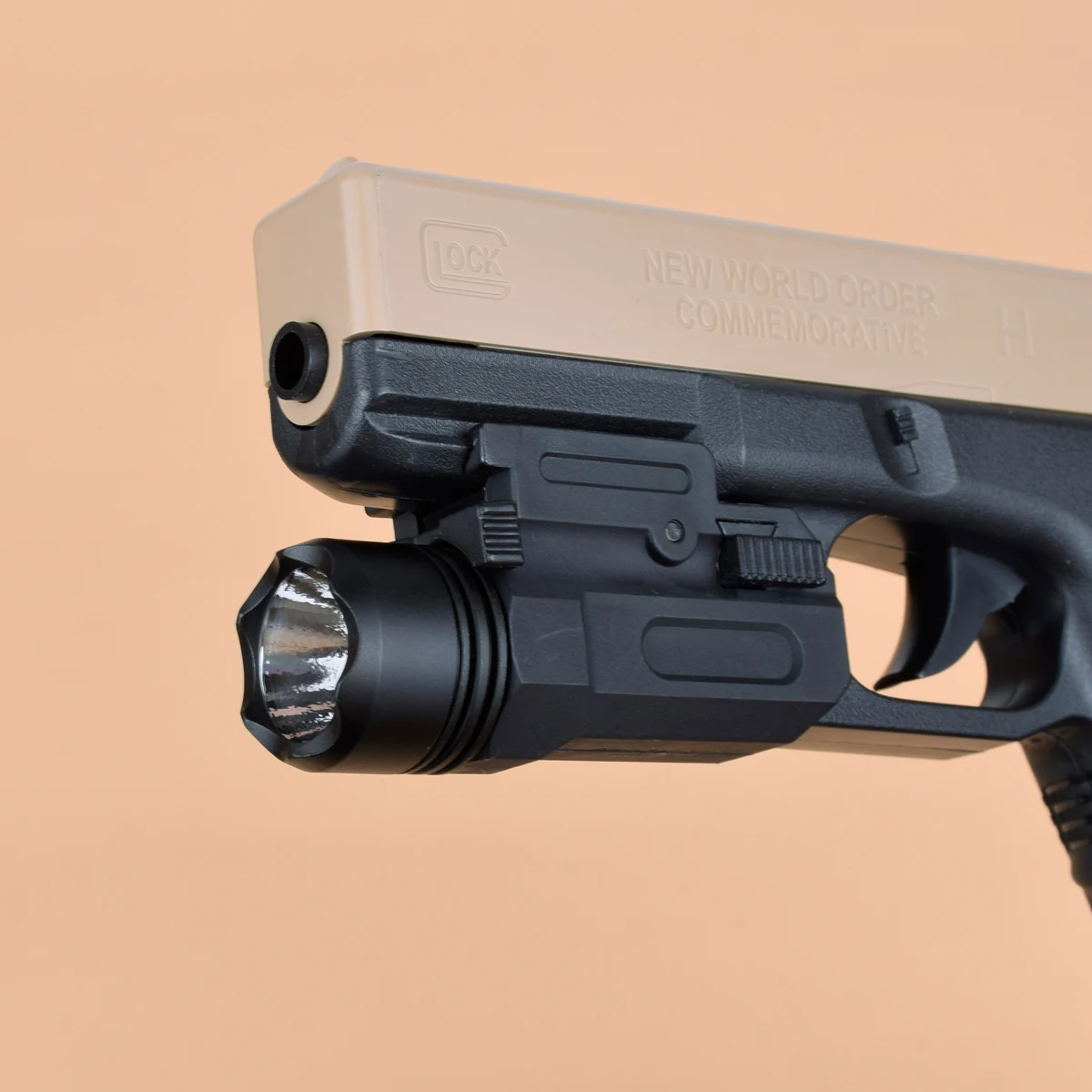 Tactical Weapon Light White QD Scout Light For Airsoft Pistol Gun Flashlight Handgun Fullsize 1911 Glock 20mm Rail Hunting
Tactical Weapon Light White QD Scout Light For Airsoft Pistol Gun Flashlight Handgun Fullsize 1911 Glock 20mm Rail Hunting