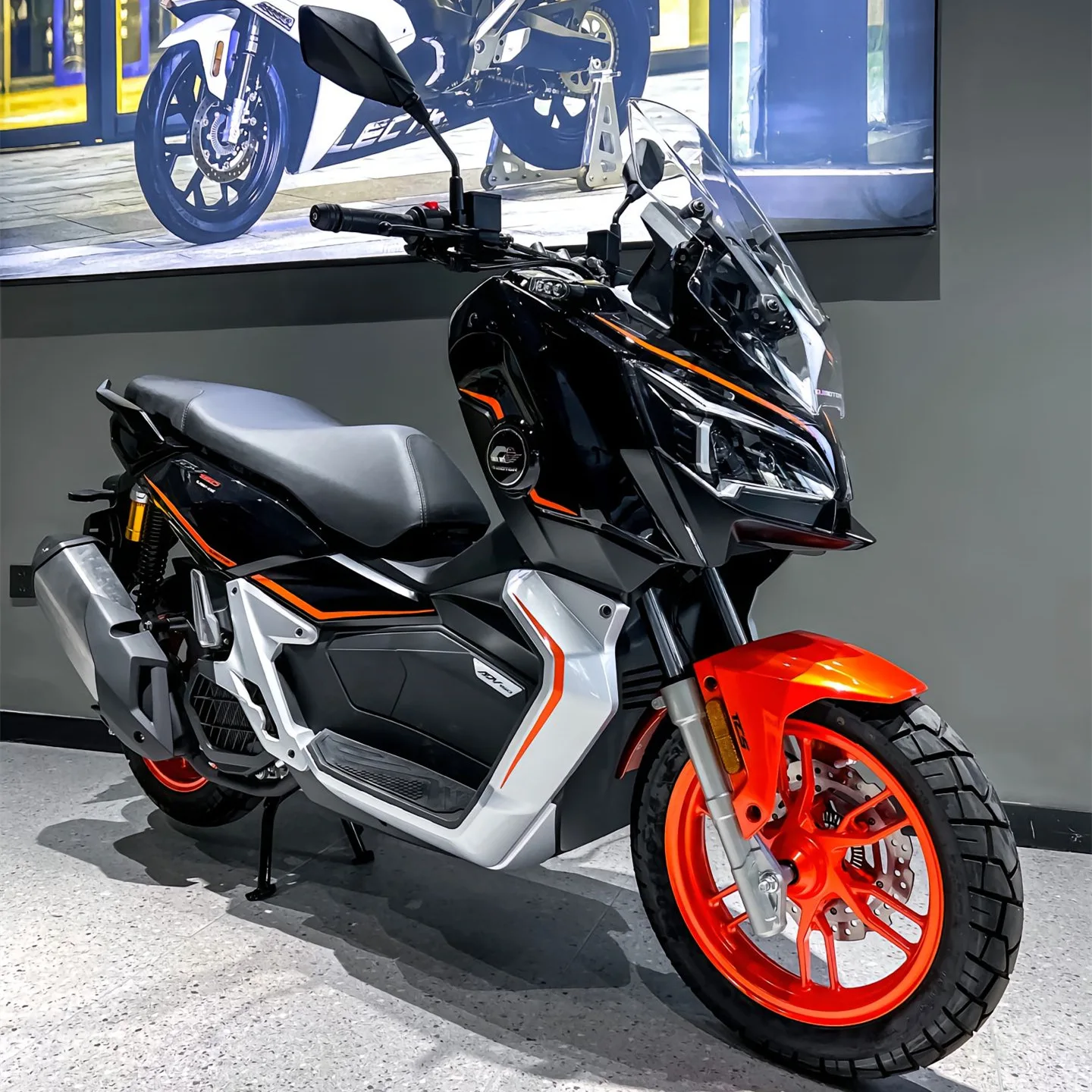 Scooter ADV150 Men's Off-Road Motorcycle
Scooter ADV150 Men's Off-Road Motorcycle