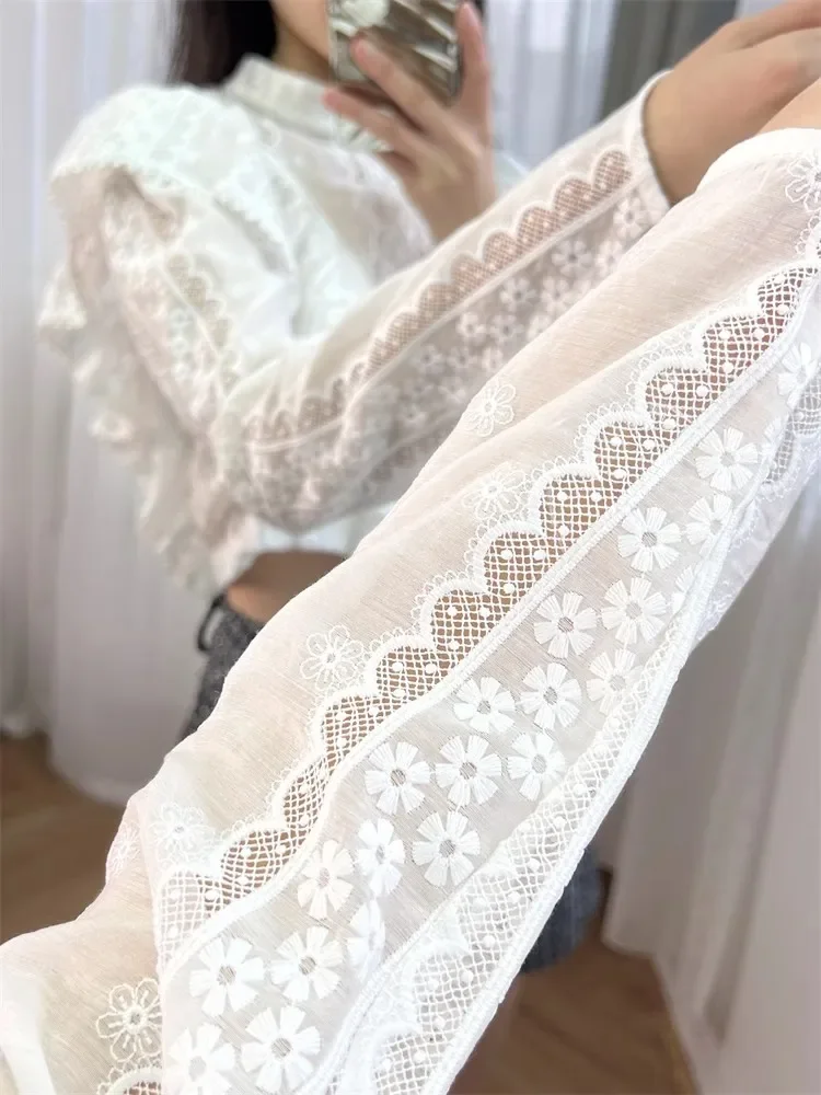 Women Lace Hollow Out Shirt Embroidery Stand Collar Long Sleeve Sweet Summer 2024 Blouse
Women Lace Hollow Out Shirt Embroidery Stand Collar Long Sleeve Sweet Summer 2024 Blouse