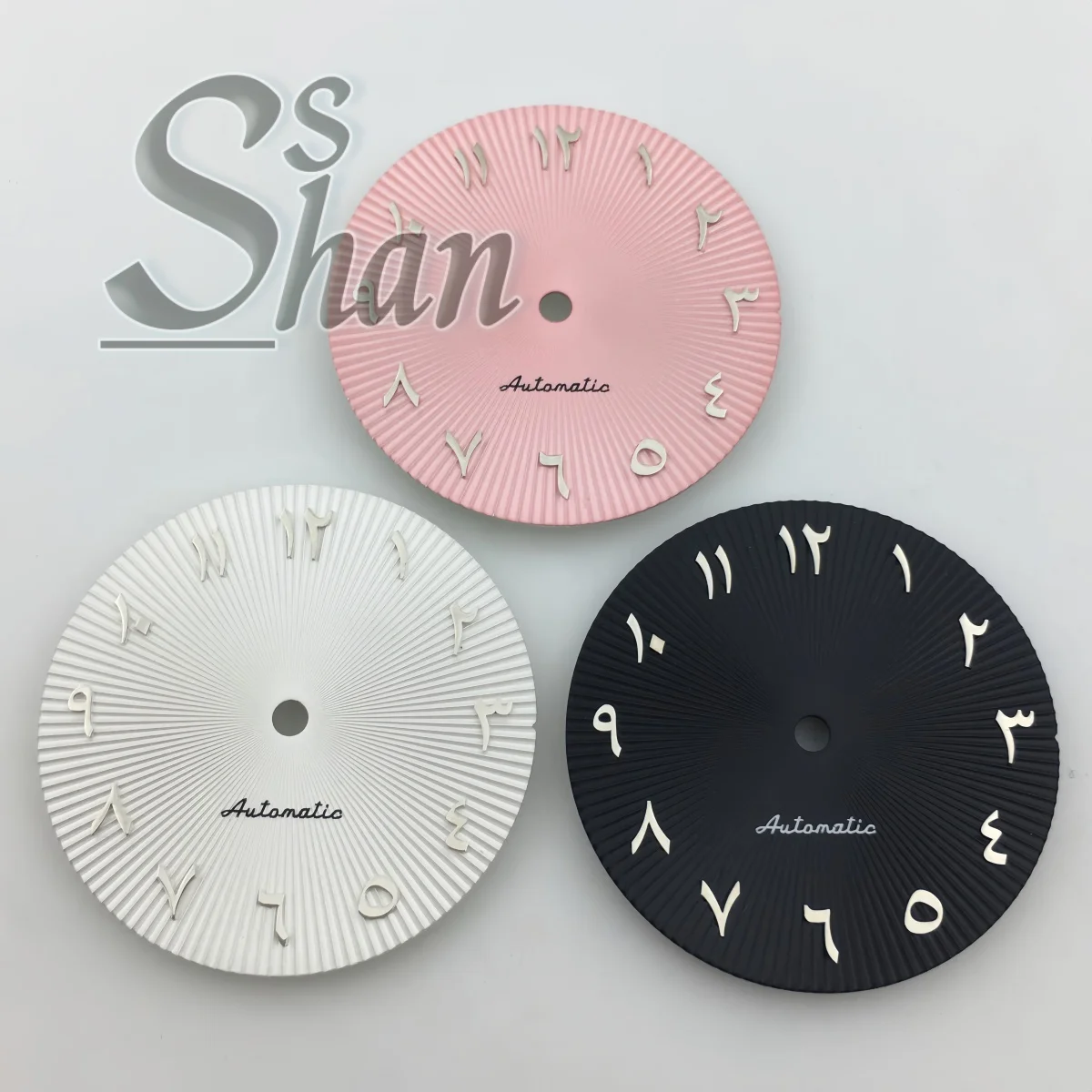 Циферблат часов в арабском стиле диаметром 28,8 мм подходит для автоматических механизмов NH35A, ETA2824, PT5000, а также для модификации мужских часов.
Циферблат часов в арабском стиле диаметром 28,8 мм подходит для автоматических механизмов NH35A, ETA2824, PT5000, а также для модификации мужских часов.