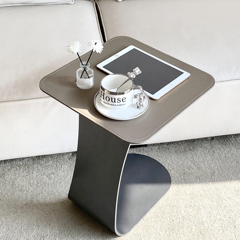 Modern Luxury Side Table Saddle Leather Designer End Table Living Room Sofa Accent Coffee Table Home Elegant Bedroom Furniture
Modern Luxury Side Table Saddle Leather Designer End Table Living Room Sofa Accent Coffee Table Home Elegant Bedroom Furniture