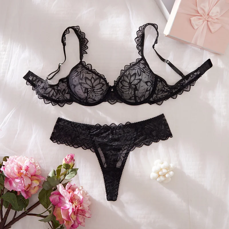 Cute European-style bra with steel underwire and gathered design. Sweet and innocent set of lingerie.
Cute European-style bra with steel underwire and gathered design. Sweet and innocent set of lingerie.