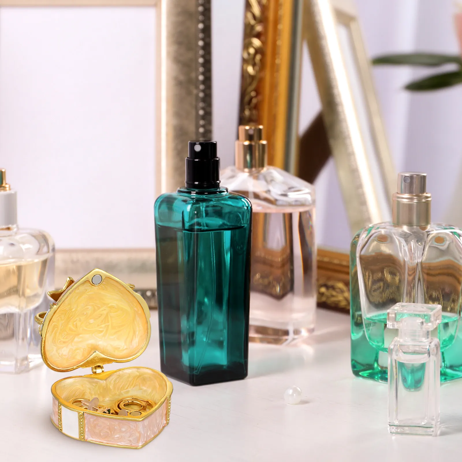 Шкатулка для украшений в форме сердца, высококачественный футляр из сплава для хранения серег, ожерелий, колец, брошей, органайзер для украшений, подарочная коробка
Шкатулка для украшений в форме сердца, высококачественный футляр из сплава для хранения серег, ожерелий, колец, брошей, органайзер для украшений, подарочная коробка