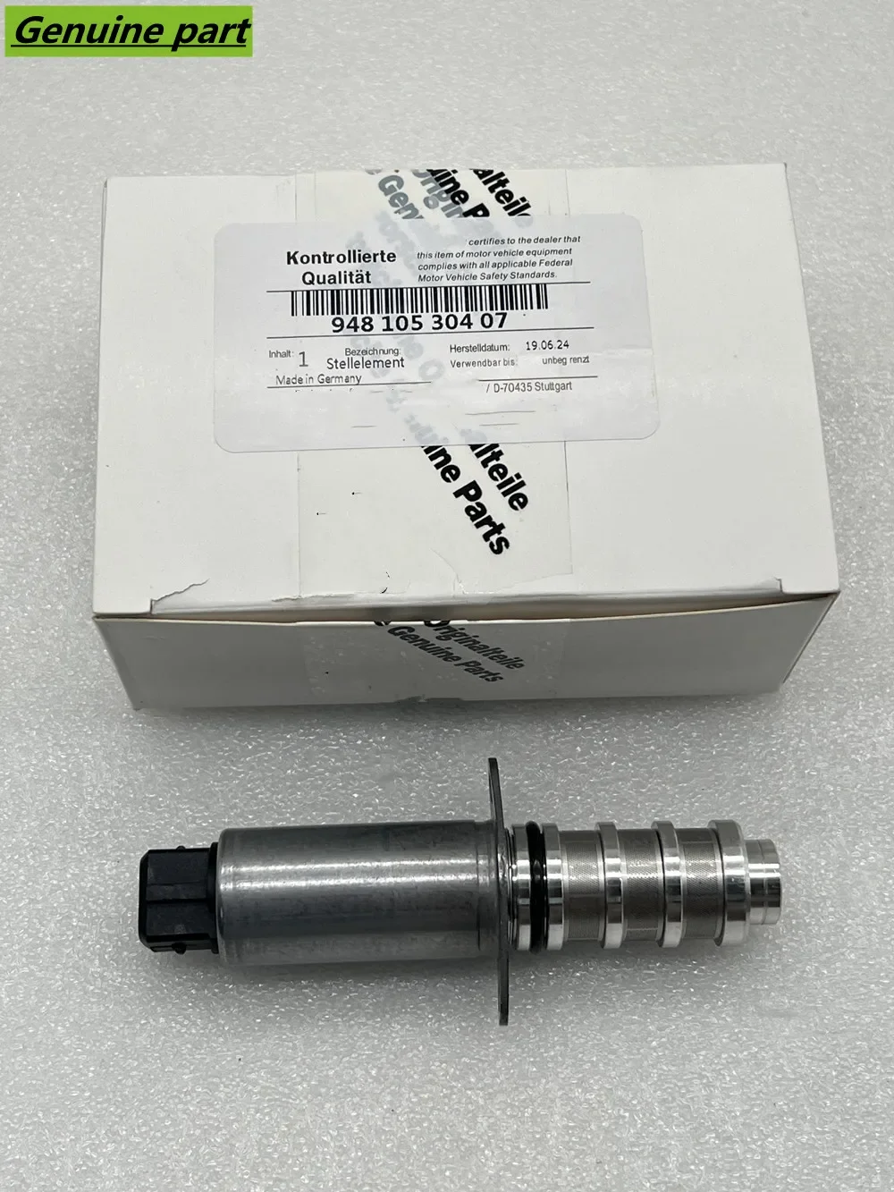 Genuine OEM Actuator Engine Camshaft Solenoid VVT 94810530407 For Porsche 4.8L V8 958 Cayenne Panamera V8 94810530404
Genuine OEM Actuator Engine Camshaft Solenoid VVT 94810530407 For Porsche 4.8L V8 958 Cayenne Panamera V8 94810530404