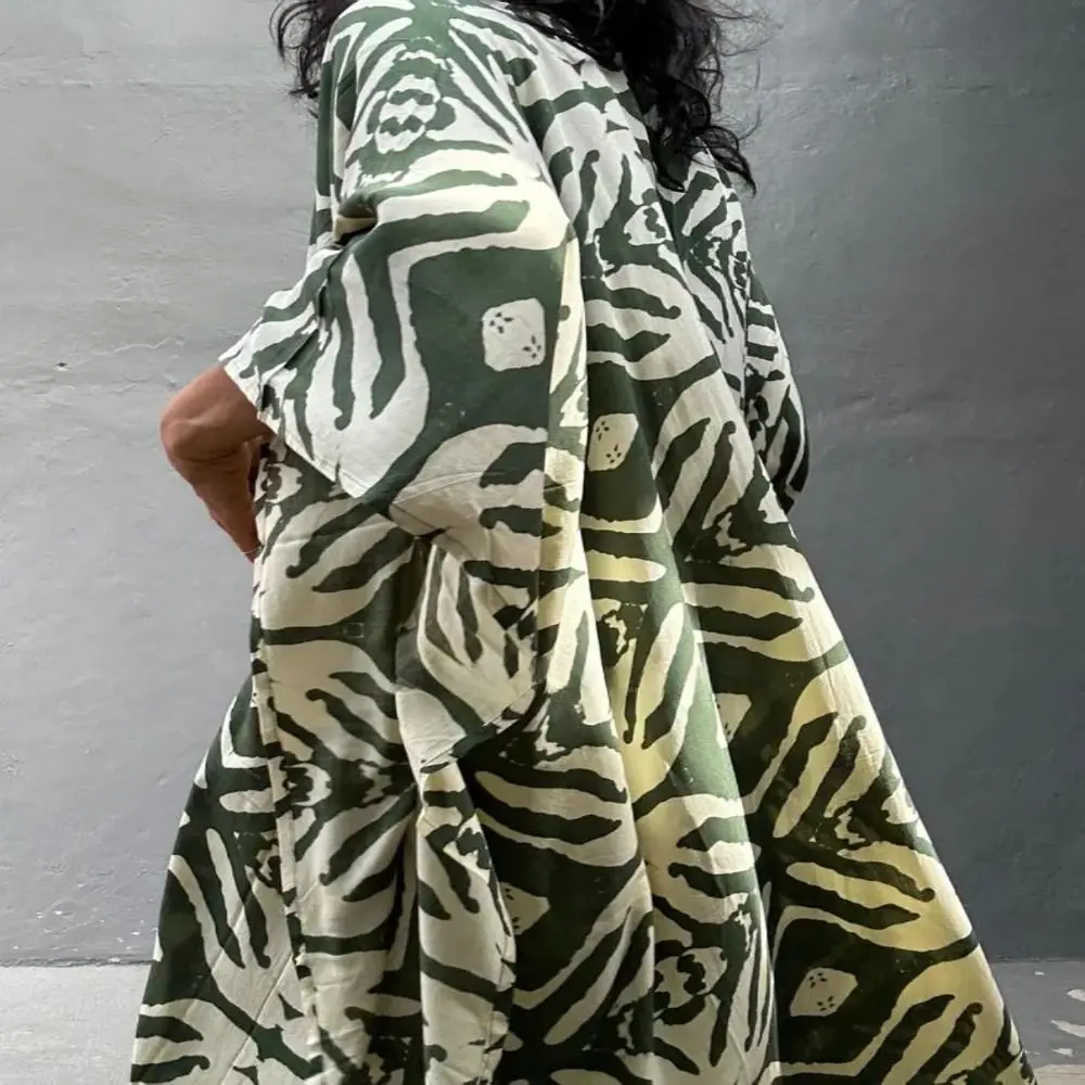 Casual Boho Bikini Cover-ups Zebra Print Open Front Beach Cover Up Oversized Sunscreen Shawl For Women
Casual Boho Bikini Cover-ups Zebra Print Open Front Beach Cover Up Oversized Sunscreen Shawl For Women