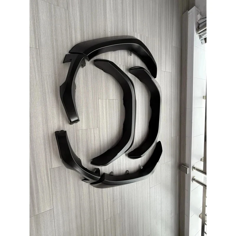 Top quality Wide Flares Wheel Eyebrow Auto Parts 2021-2024
Top quality Wide Flares Wheel Eyebrow Auto Parts 2021-2024